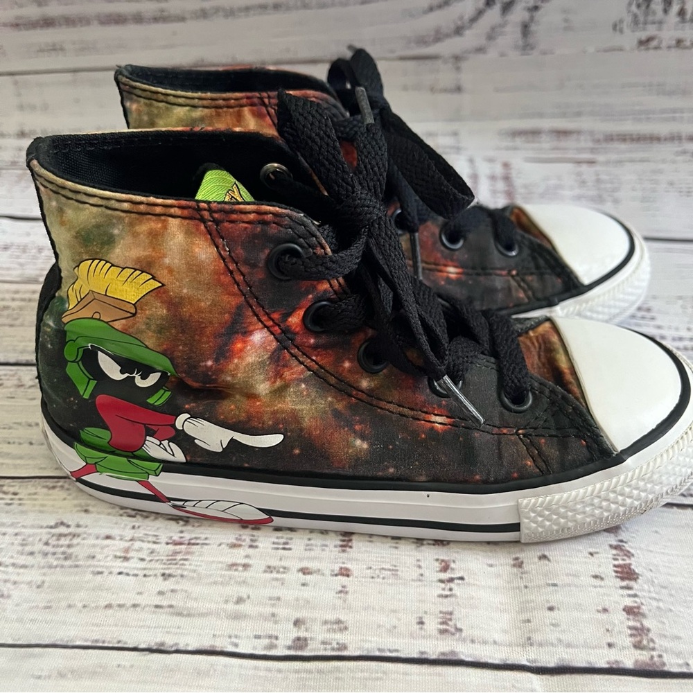 Converse Chuck Taylor All Star Looney Tunes Marvin the Martian high-top Sneakers